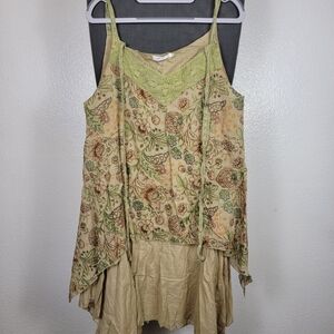 SYLC Soft Camisa Green Crochet Floral Top Women's Size M